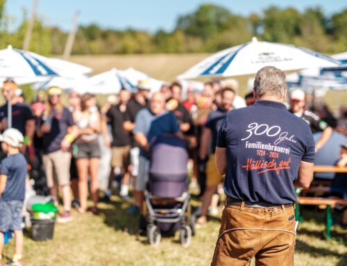 (Nostalgisches) Hopfenzupfen-Event auch im Jubiläumsjahr ein voller Erfolg