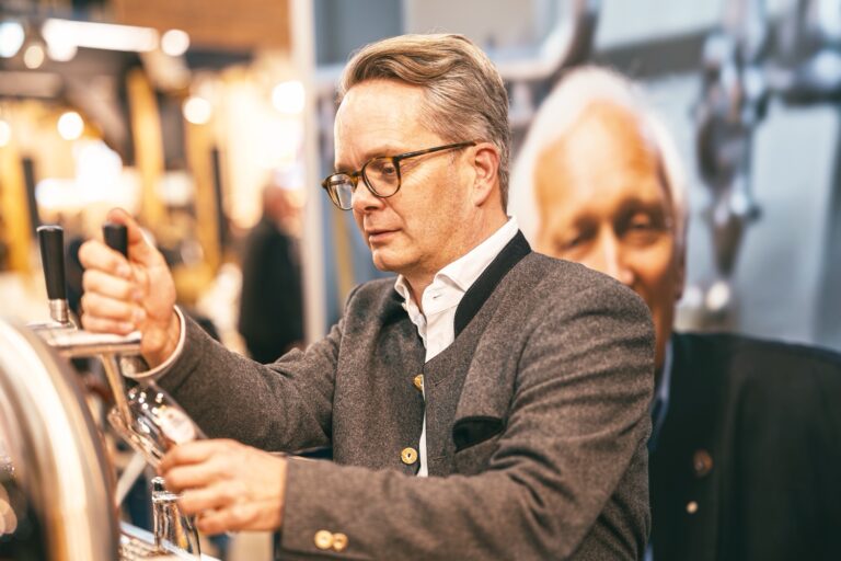 Ein lachendes und zwei weinende Augen